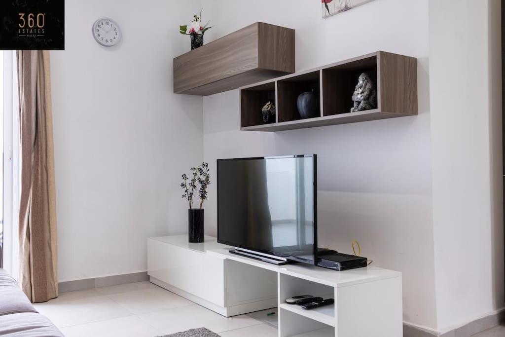 Spacious, Beautiful Central Penthouse With Bbq By 360 Estates Pietà エクステリア 写真